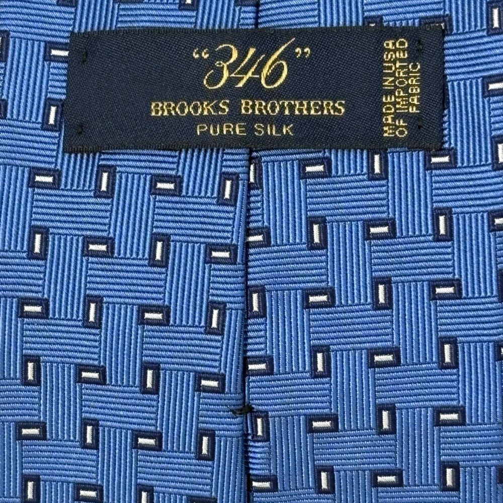 Brooks Brothers Blue Silk Tie with Basketweave Pattern